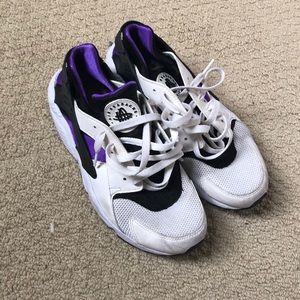 Nike Huarache: Black/Purple Punch-Black-White